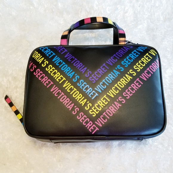Victoria's Secret Handbags - ❤ VS Travel Cosmetic Bag